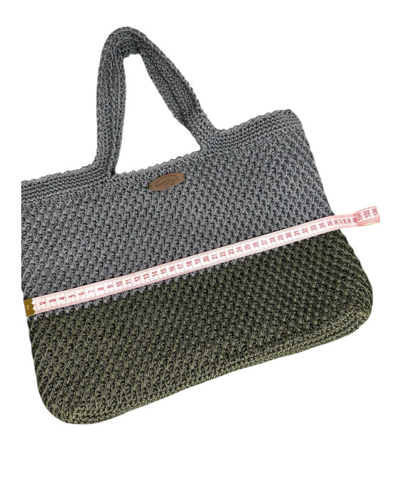 Buy a handmade crochet bag in a gray-khaki mélange – ugrandh.fr Handmade Crochet Bag – Buy in Paris and France | ugrandh.fr