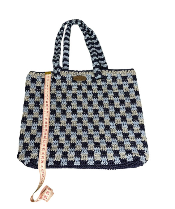 Buy a handmade crochet bag in a checkerboard pattern – ugrandh.fr Handmade crochet bag, checkerboard pattern, stylish women's accessory