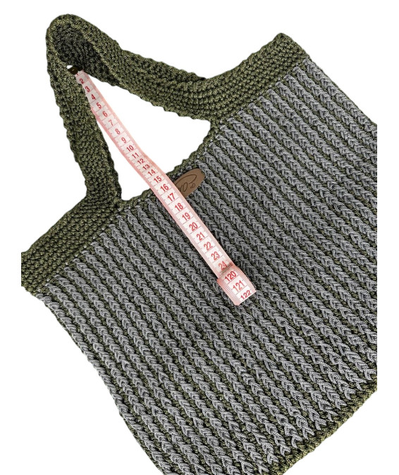 Sac en crochet élégant fait main – Une pièce unique et raffinée Sac en crochet fait main – Accessoire élégant gris-vert pour tout style