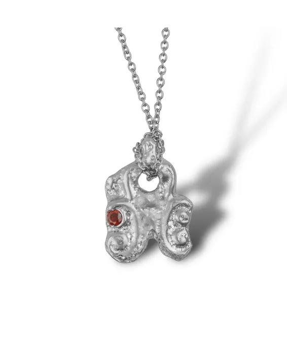 ARTIFACT II – Pendentif en Édition Limitée avec Zircon Cubique Rouge ARTIFACT II – Pendentif Exclusif en Étain et Zircon Rouge