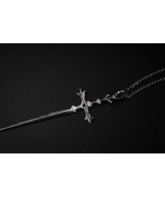 Pendentif épée avec pierre ronde 2 mm – style gothique en argent 925 Pendentif en forme d’épée avec pierre brillante – argent 925 fait main | UGRANDH