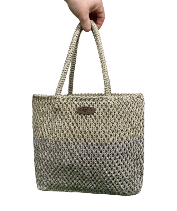Sac au Crochet Fait Main – Accessoire Unique et Tendance Sac au crochet fait main beige et gris – Élégant et résistant