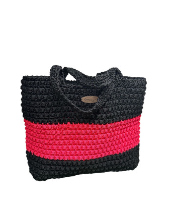 Sac au Crochet Fait Main Noir & Rouge – Élégance et Modernité