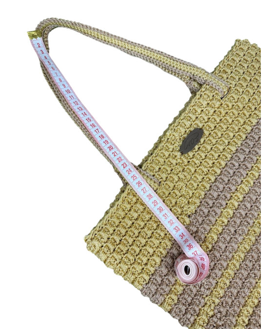 Sac au Crochet Jaune – Café au Lait – Élégance et Naturel Sac au Crochet Fait Main Jaune – Café au Lait – Chic & Léger