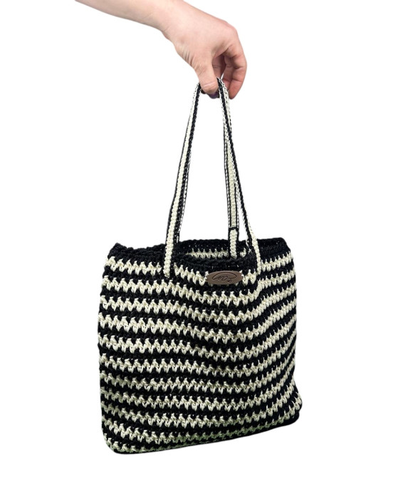 Sac au Crochet "Zèbre" – Élégant, Durable & Tendance Sac au Crochet Fait Main "Zèbre" – Chic & Résistant
