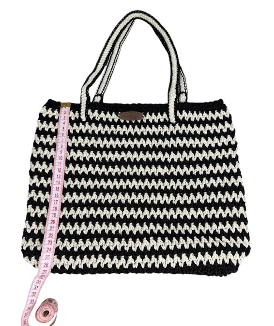 Sac au Crochet "Zèbre" – Élégant, Durable & Tendance Sac au Crochet Fait Main "Zèbre" – Chic & Résistant