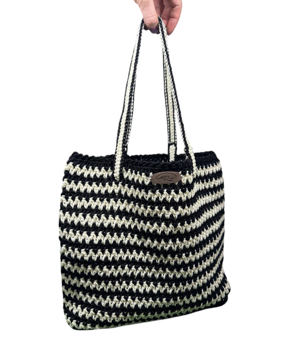 Sac au Crochet "Zèbre" – Élégant, Durable & Tendance Sac au Crochet Fait Main "Zèbre" – Chic & Résistant