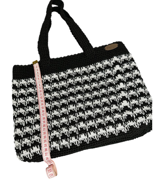 Sac au Crochet Fait Main Noir & Blanc – Intemporel & Chic Sac au Crochet Fait Main Noir & Blanc – Chic & Léger